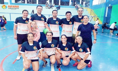 VÔLEI MISTO DE RIFAINA TERMINA COMO LÍDER DA CHAVE A DO CAMPEONATO REGIONAL EM PEDREGULHO